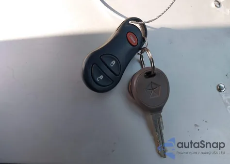 2003 Dodge Grand Caravan Sport z USA, uszkodzony, nr VIN 1D4GP44383B295656